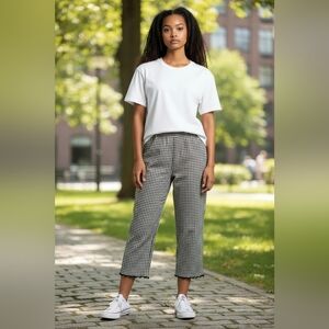 Black and White Gingham Elastic Waist Pants
